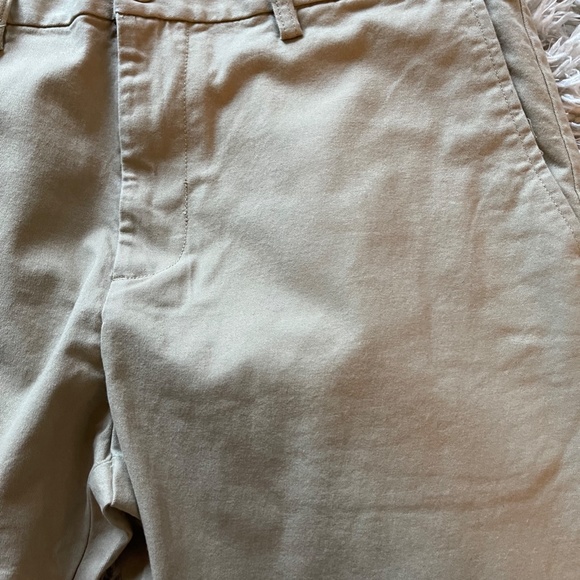 Old Navy Men's Ultimate Slim Plants Size 36X30 Khaki - Picture 3 of 10